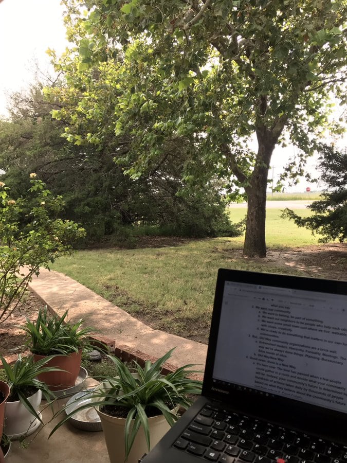One way to recruit new residents: remote workers